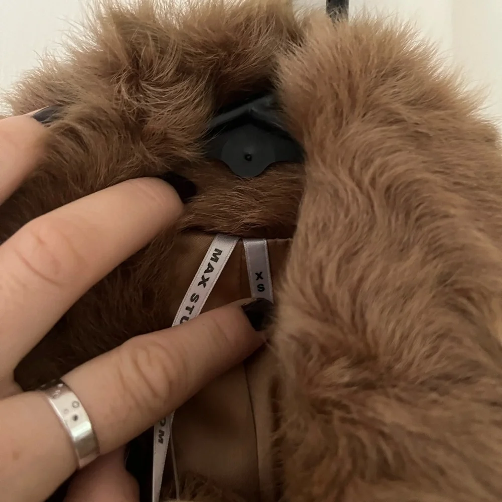 Max Studio Genuine Goat Fur Coat - XS - Picture 6 of 9